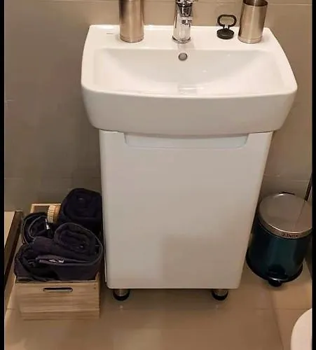 Garsoniere Ana Appartement Saturn